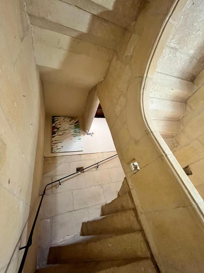 Апартаменти Le Donjon De La Roquette Арль Екстер'єр фото